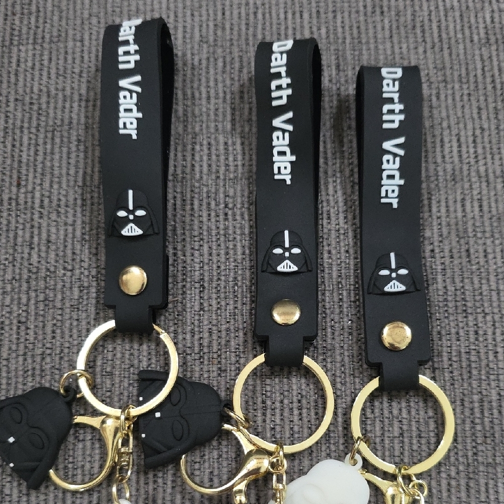 Star Wars Character Keychains - Set Of 3 - Picture 9 of 9